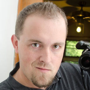 Meet your Posher, Derek